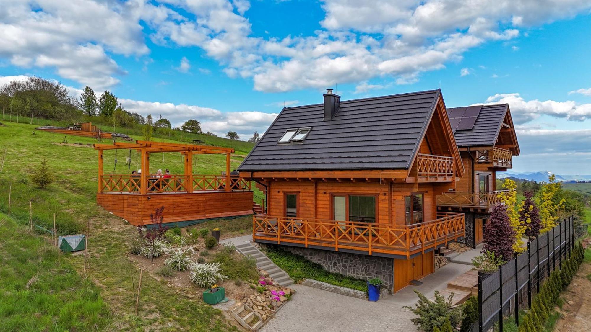 Houten Vakantiewoning "Reisnaarpolen" Royaal Ontbijt, Sauna En Hottub Czarna Gora Luaran gambar